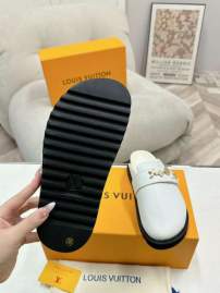 Picture of Louis Vuitton Slippers _SKULVsz35-45mnf10051102